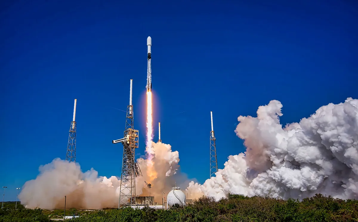 宇宙リスクを網羅する安心の保険と評価サービス